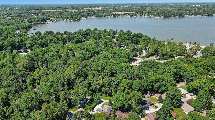 Welcome Home to 403 Mineral Springs Blvd! Imagine waking up in a - photo 3