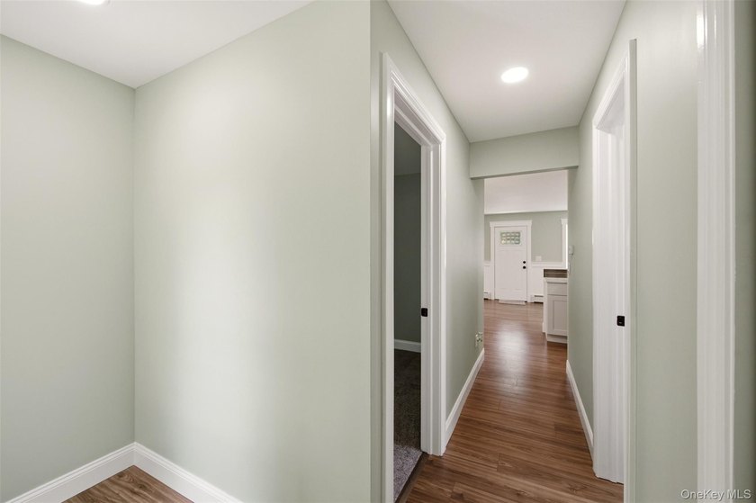 Move right into this refurbished and updated 2 Bedroom Ranch - photo 20