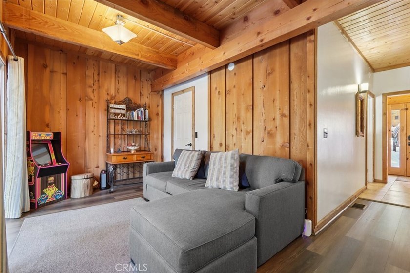 Moonridge mountain chalet with ski slope views! Nestled in the - photo 23