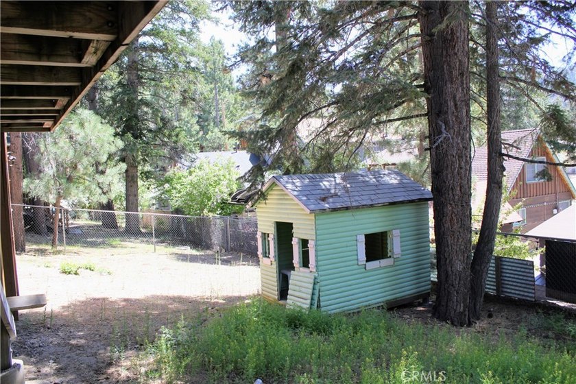 Moonridge mountain chalet with ski slope views! Nestled in the - photo 45