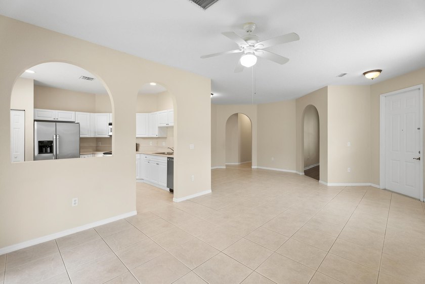 Discover the perfect blend of comfort, convenience, and - photo 6