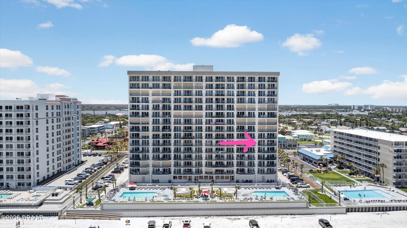 THIS IS THE ONE! A direct oceanfront end-unit residence where - photo 7