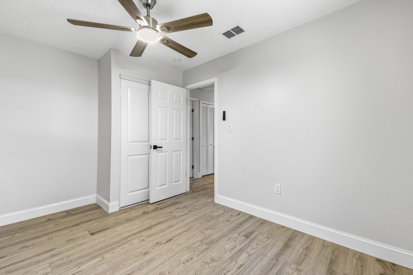 Tastefully renovated and turn-key! This stunning 3BR/2.5BA home - photo 18