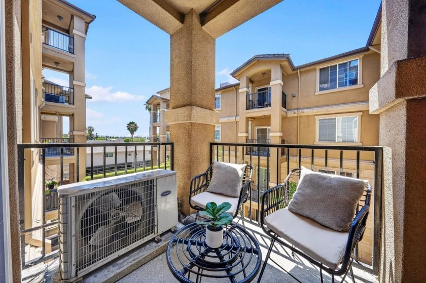 Welcome to 88 N Jackson Ave #307, a beautifully maintained - photo 26