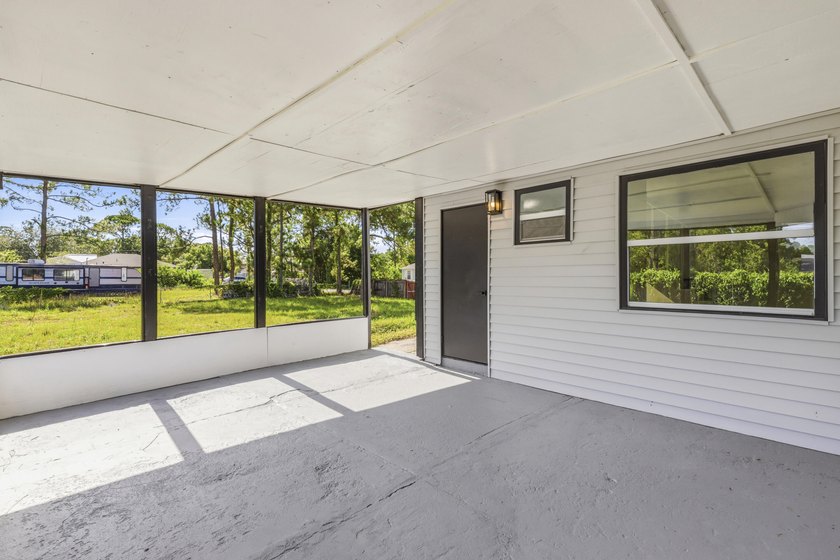 Tastefully renovated and turn-key! This stunning 3BR/2.5BA home - photo 27
