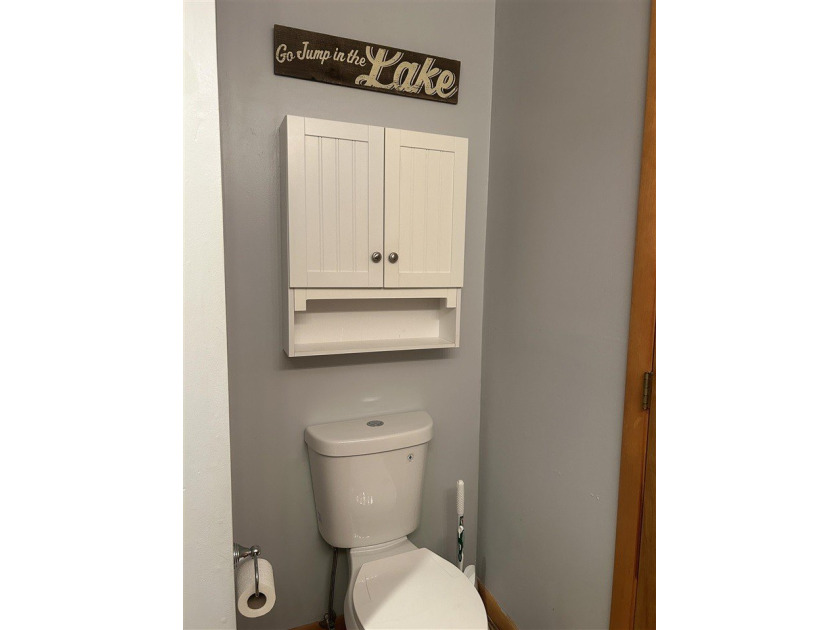 Experience ultimate lakefront living in this beautiful 4-bedroom - photo 19
