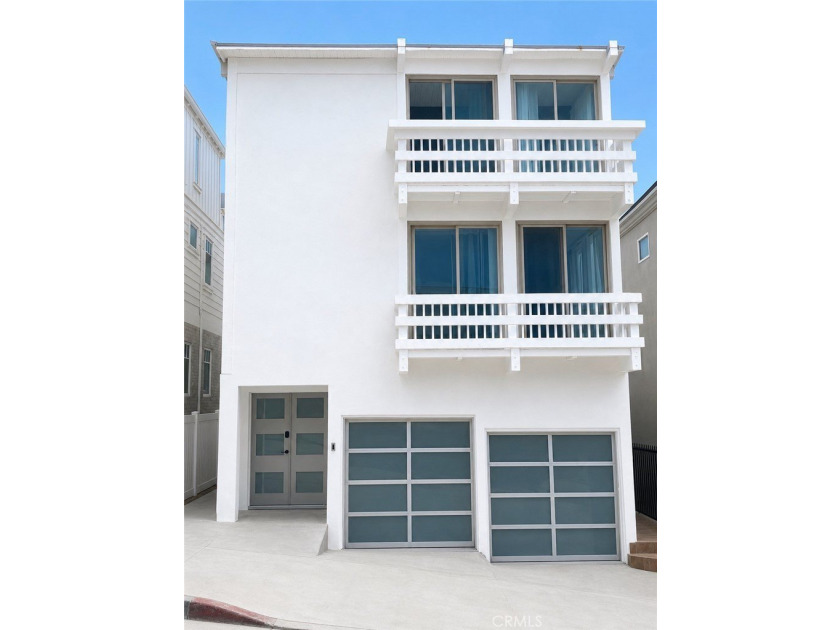Now vacant and move-in ready, the property can be optionally - photo 4