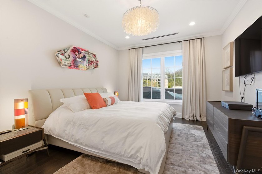 North Hills. Luxury living at its best in this corner 2 bedroom - photo 19