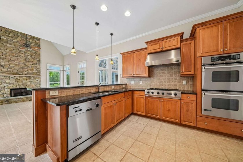 Welcome to this beautiful home in the desirable Chestatee - photo 14