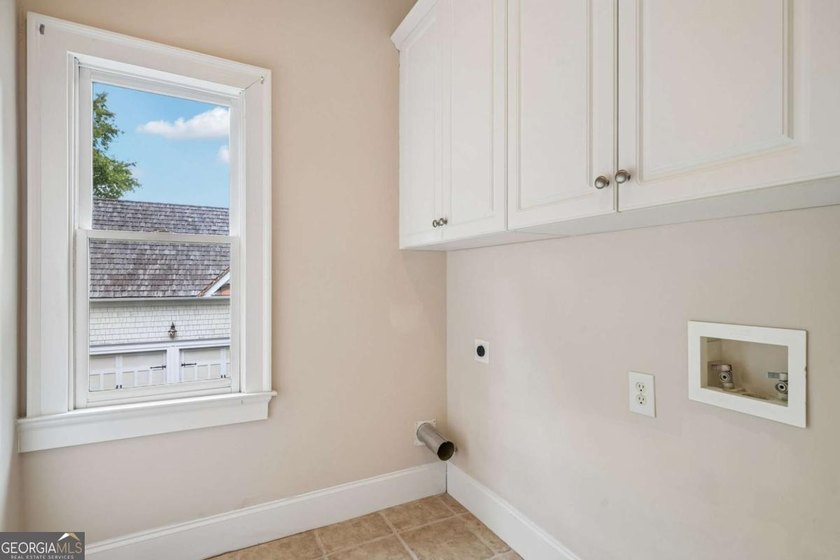 Welcome to this beautiful home in the desirable Chestatee - photo 22