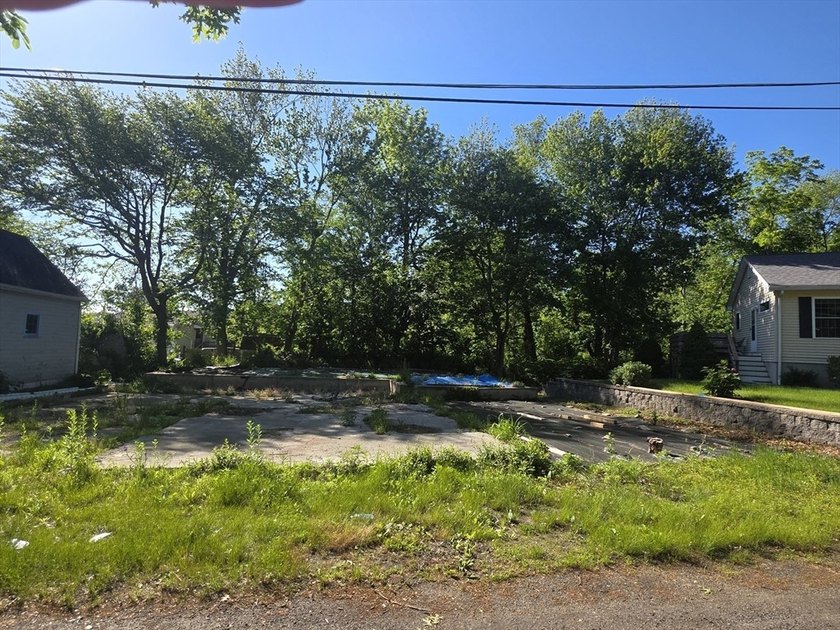 Build Your Future in Hanson! Rare opportunity to own a - photo 2