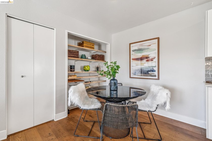 Current loan with a 2.75% interest rate. Possible to assume, but - photo 9