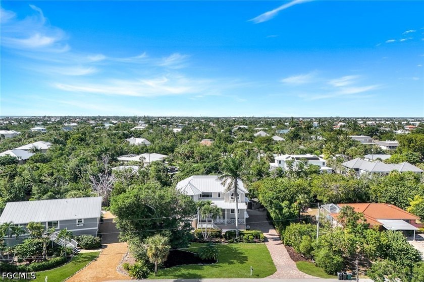 1111 Schooner Place, a stunning waterfront home on Sanibel - photo 5