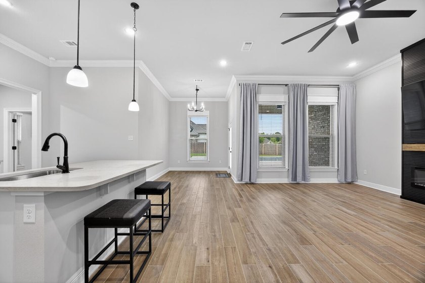 Your Florida Dream Begins Here -- Wrapped in Upgrades, Warmth - photo 16
