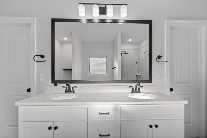 Your Florida Dream Begins Here -- Wrapped in Upgrades, Warmth - photo 21