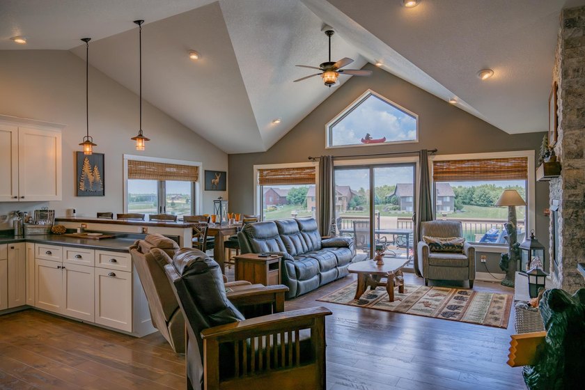 Incredible upgrades at this home on Island Lake! Enjoy a prime - photo 3