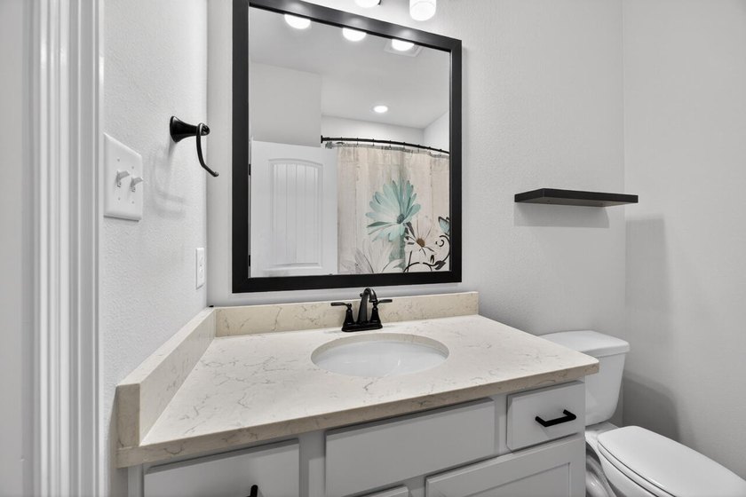 Your Florida Dream Begins Here -- Wrapped in Upgrades, Warmth - photo 28