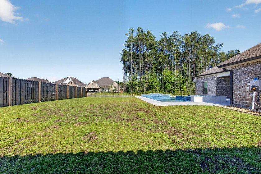 Your Florida Dream Begins Here -- Wrapped in Upgrades, Warmth - photo 48
