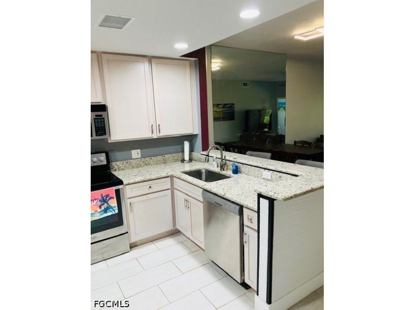Discover easy Florida living in this beautifully updated - photo 3