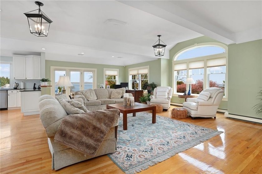 Perched high above the coastline in the prestigious Anawan - photo 21