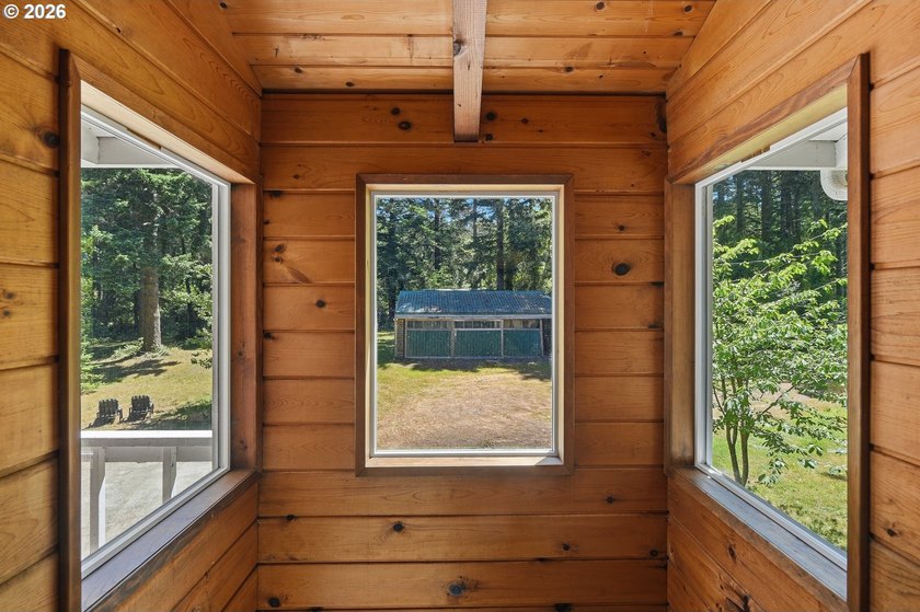 The epitome of an Oregon home - tucked away at the end of a long - photo 34