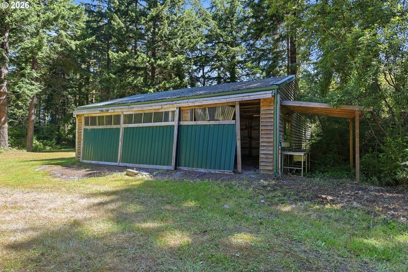 The epitome of an Oregon home - tucked away at the end of a long - photo 45