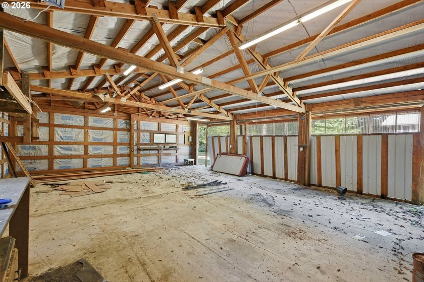 The epitome of an Oregon home - tucked away at the end of a long - photo 47
