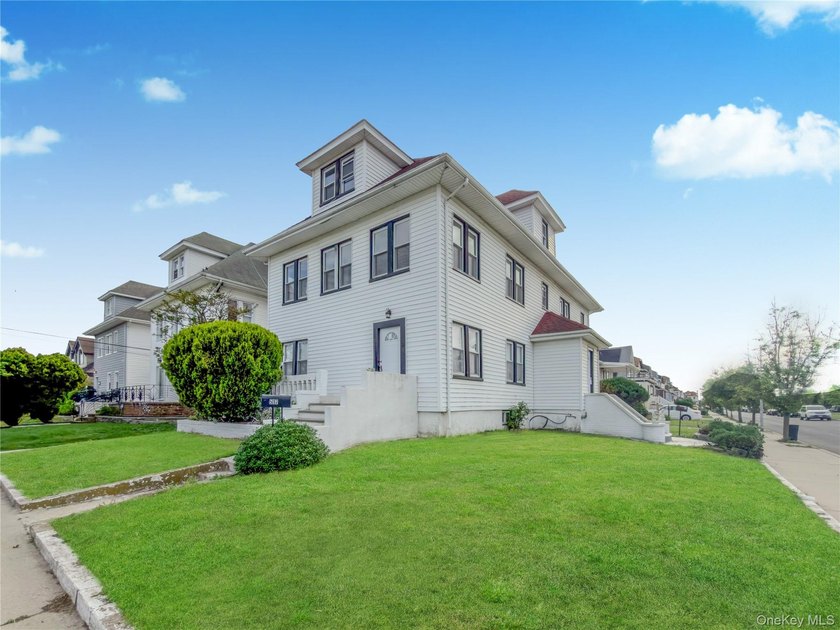 Location, location, location! This ultramodern masterpiece has - photo 4