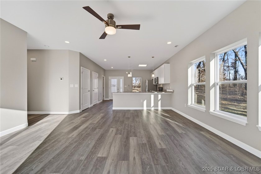 Welcome to your brand-new, move-in-ready home in Four Seasons - photo 12