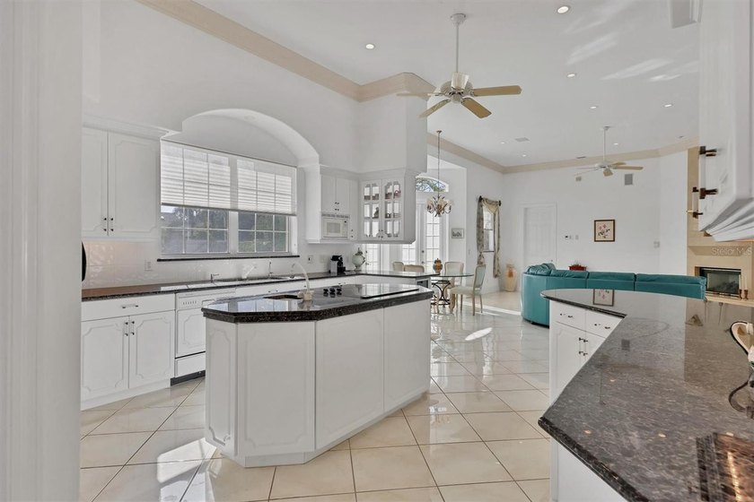 Immerse yourself in the tranquility of 5331 Siesta Cove Drive, a - photo 10
