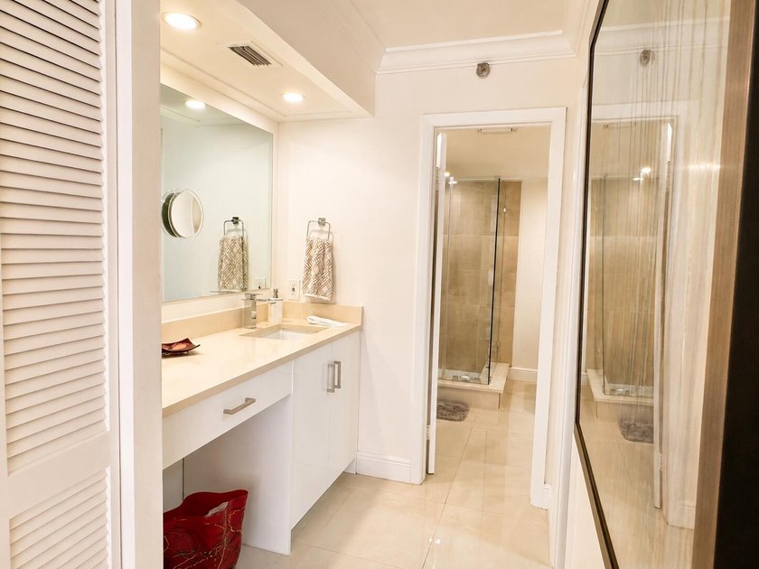 Welcome to Promenade at Boca Pointe. Beautifully renovated and - photo 11