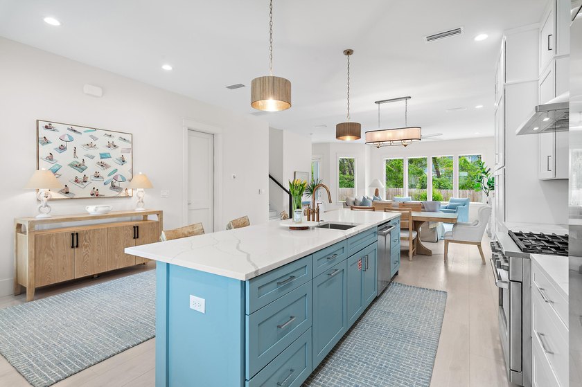 Prominently positioned just moments from the renowned turquoise - photo 23