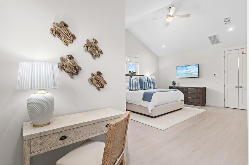 Prominently positioned just moments from the renowned turquoise - photo 46