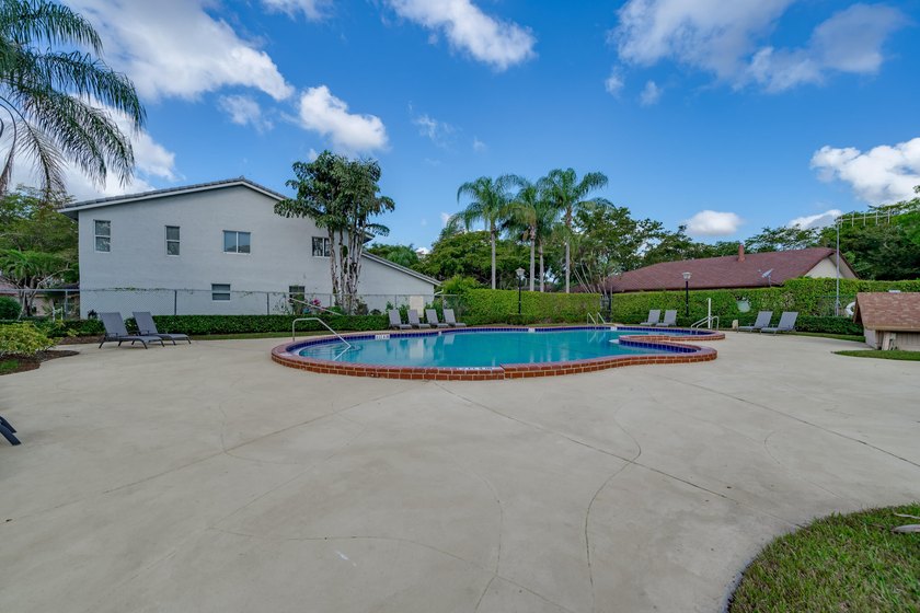 Welcome to Wimbledon in Planation. Spacious floor plan - photo 15