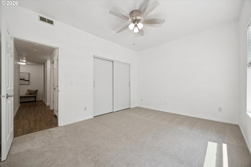 Charming, light-filled condo in the heart of Goose Hollow. This - photo 29