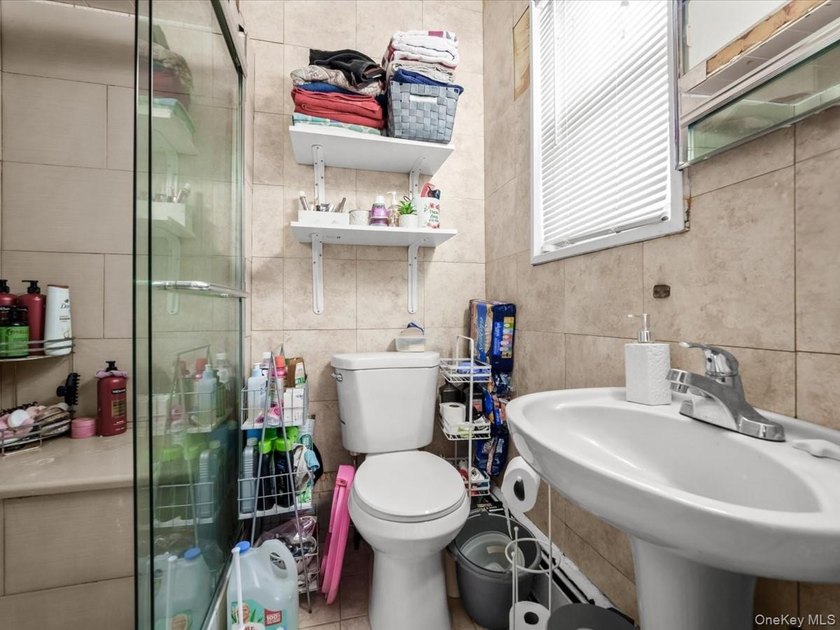 One of a Kind, Excellent property with opportunities for a large - photo 8