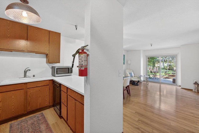 Welcome to Vista Prieta, a desirable senior community in Live - photo 8