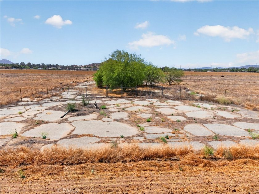 Unbelievable Opportunity on 18.6 Acres! Endless possibilities - photo 15