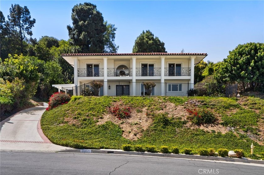 Welcome to 29603 Highpoint Road - Where the Coast Meets Elevated - photo 8