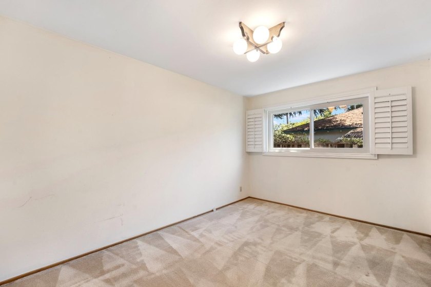 Classic single-story home in the highly sought-after Strawberry - photo 19