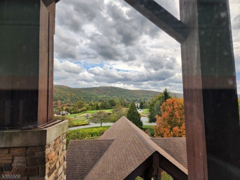 Gorgeous Two Bedroom Condo At Grand Cascades Lodge!! Completely - photo 18