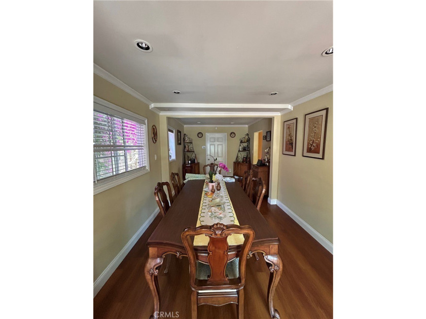 3 bedroom 2 bath 1947 sqft home with 6060 sqft lot in Redwood - photo 7