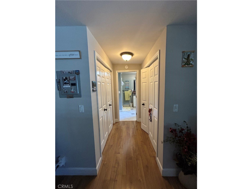 3 bedroom 2 bath 1947 sqft home with 6060 sqft lot in Redwood - photo 9