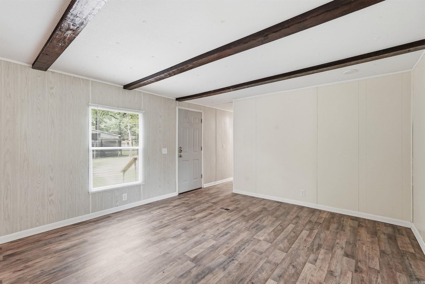 Come see this beautifully remodeled 2-bedroom manufactured home - photo 6