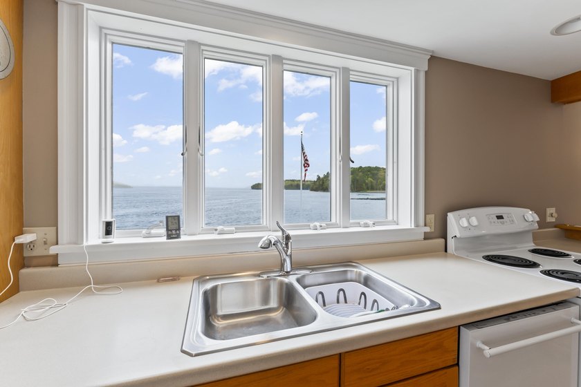 Welcome to 15 Church Lane, Phippsburg ~ This 3 bedroom 3 bath - photo 35