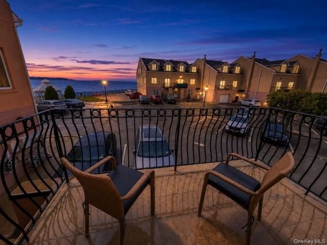 Welcome to Outlook Point Estates, where waterfront living meets - photo 2