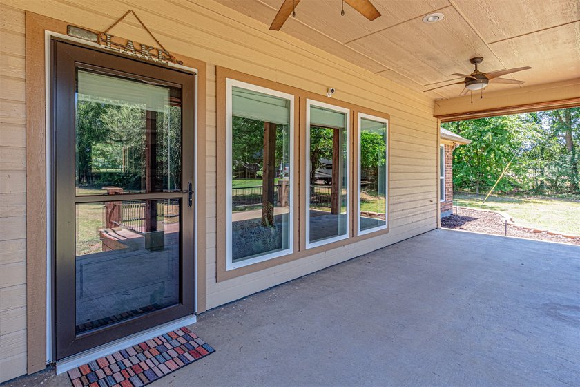 Lake Tawakoni Waterfront Living at Its Finest! Enjoy - photo 7