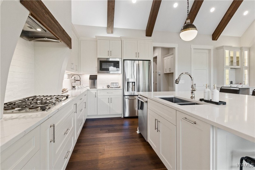 This stunning 4-year-old custom home on Lake Tuscaloosa offers - photo 26