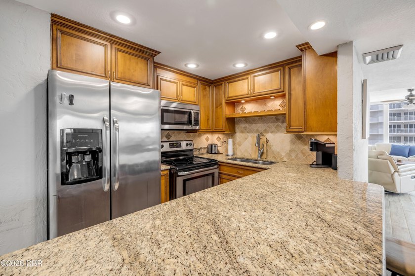 Direct oceanfront condo home with breathtaking ocean views can - photo 10