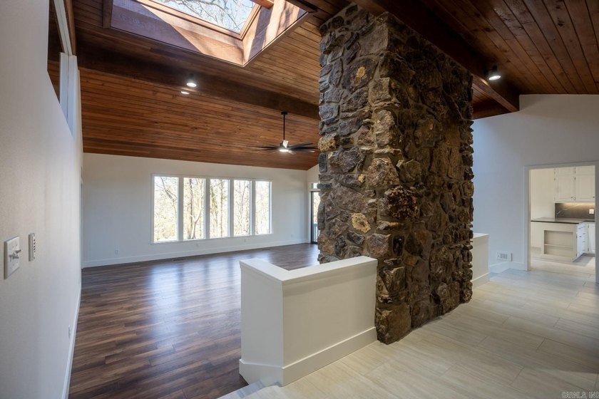 Eden Isle - Frank McGary Design! This lovely, architectural home - photo 7
